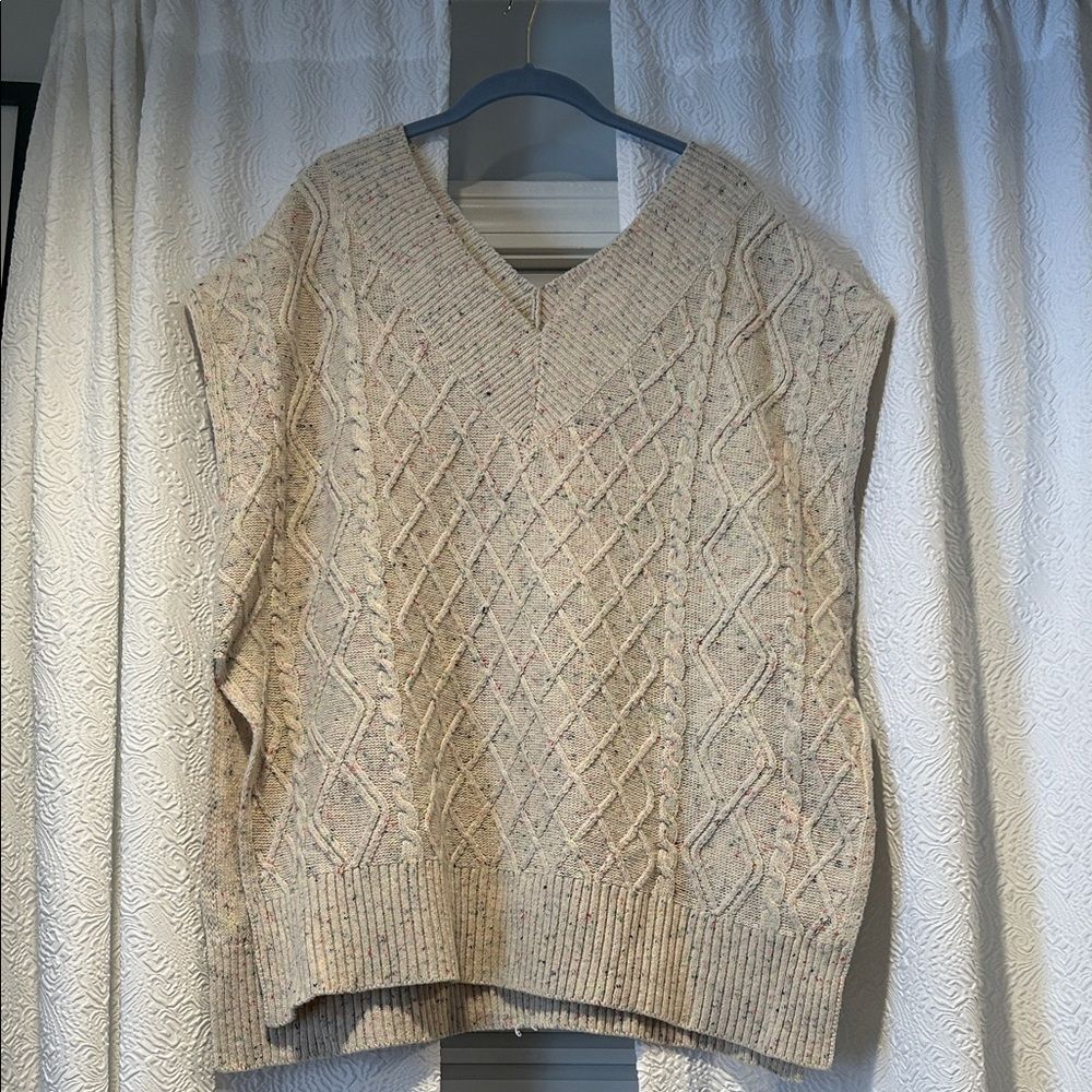 Le Lis V-Neck Cable Knit Oversized Cream Rainbow Confetti Sweater Vest Large